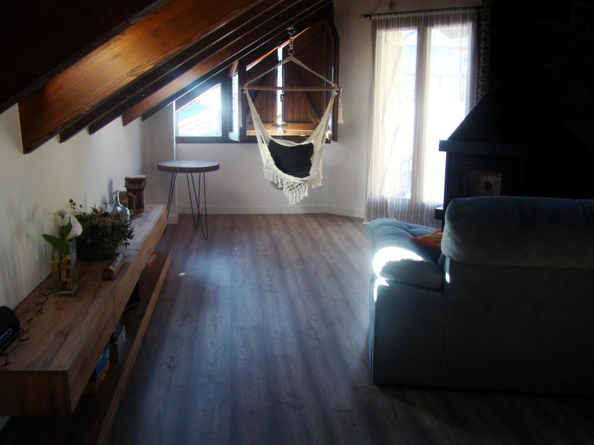 Àtic el Paller de Llau Caregne Extérieur photo